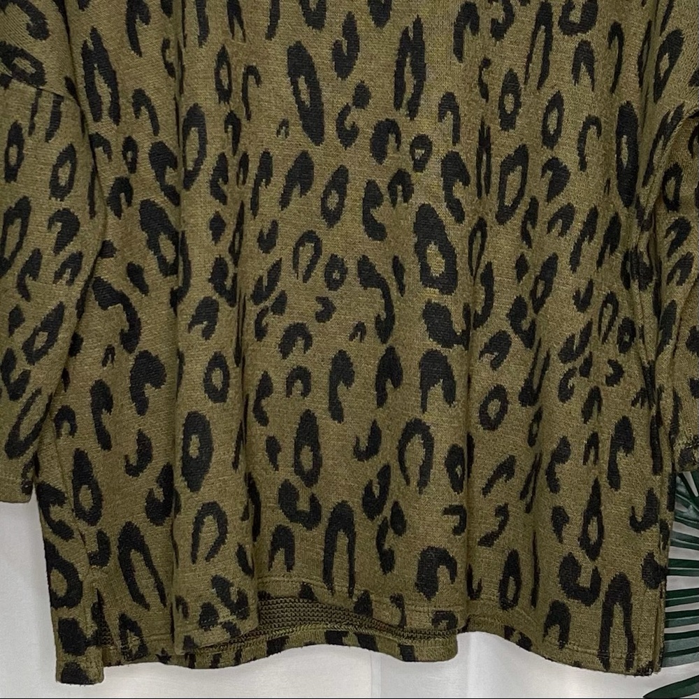 SOLD Seed Heritage Olive Green Ocelot Knit Top S - Picture 5 of 10